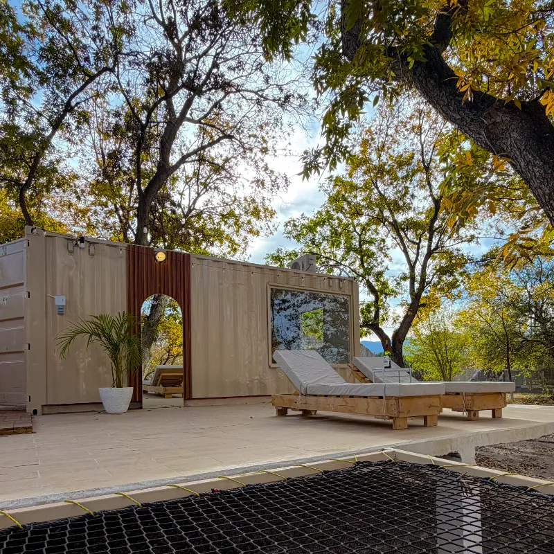 GLAMPING CONTENEDOR "JAPANDI"
